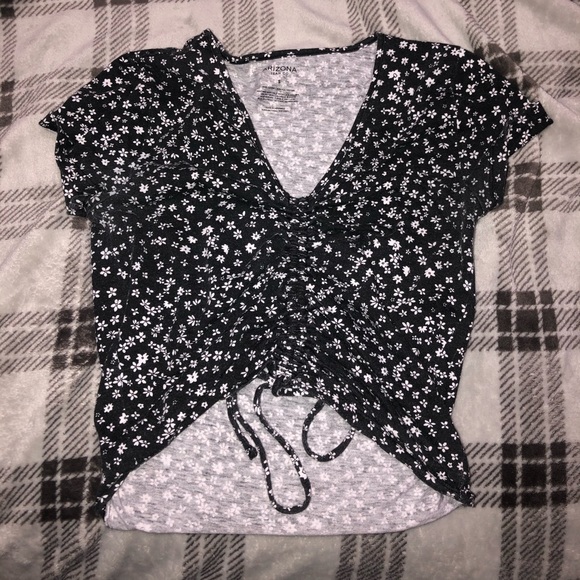 cute top - Picture 2 of 2